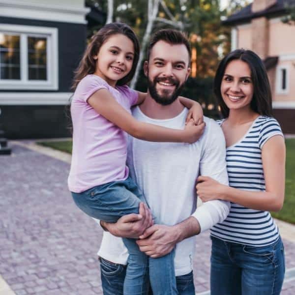 family-33-circle-09b545da5d526d7ad2ca43a2f049f164-6tn380v9dxif